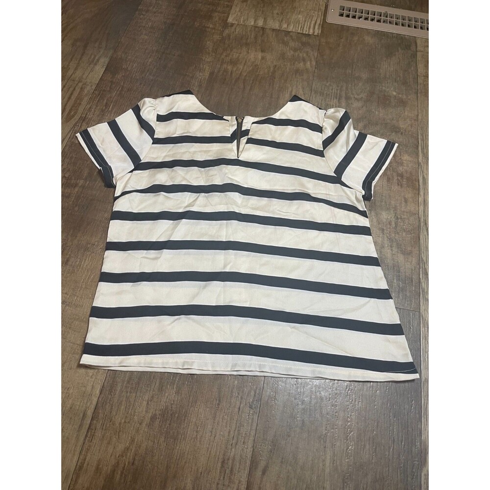 BCBG Top Womens Short Sleeve Striped 36 " Chest